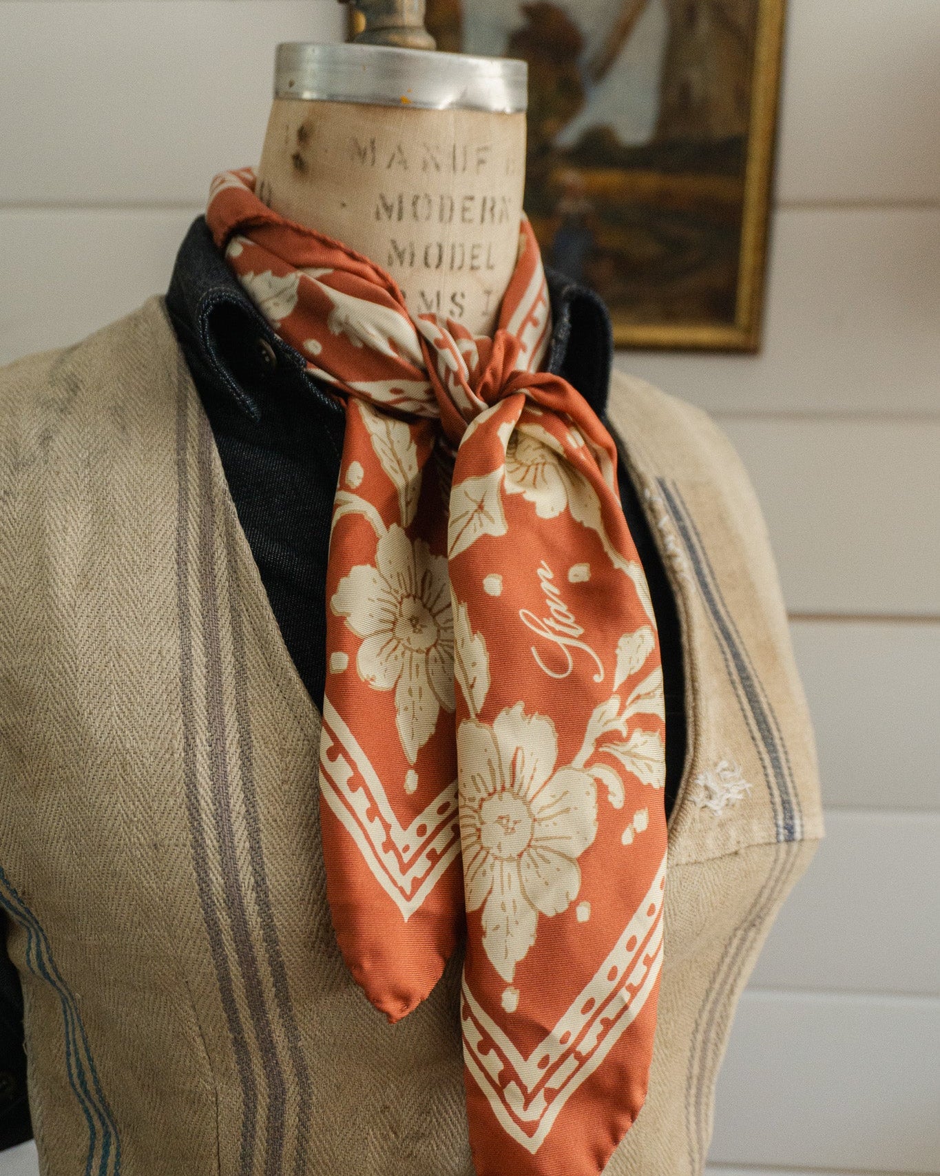 The Silk Scarf (Red)