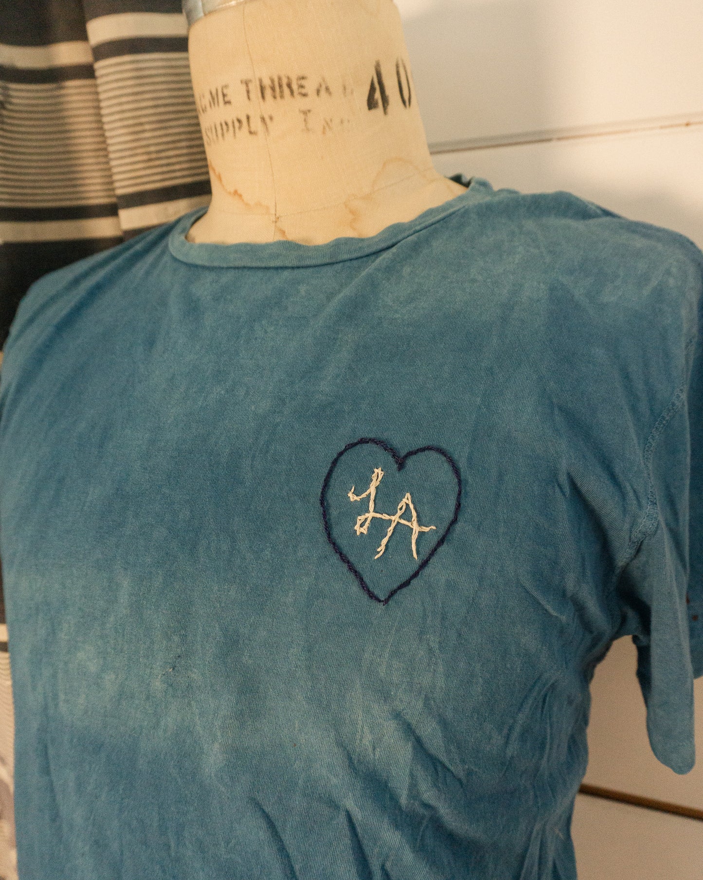 Garment Dyed LA Embroidery Tee - L