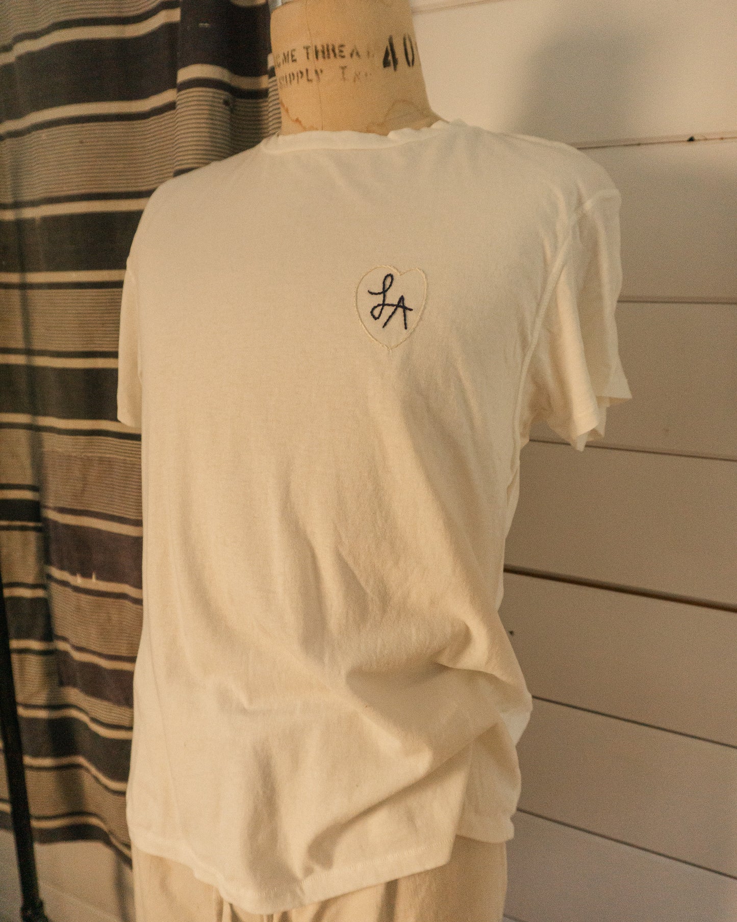 LA Embroidery Tee - L