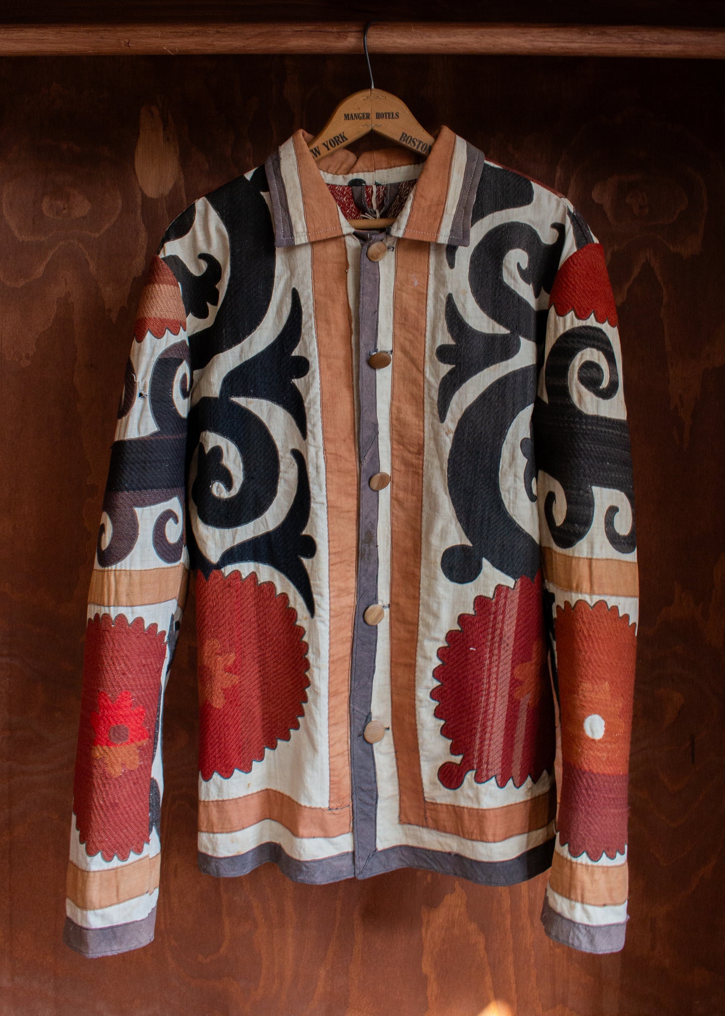 Mid-20th-century Suzani Jacket (Medium)